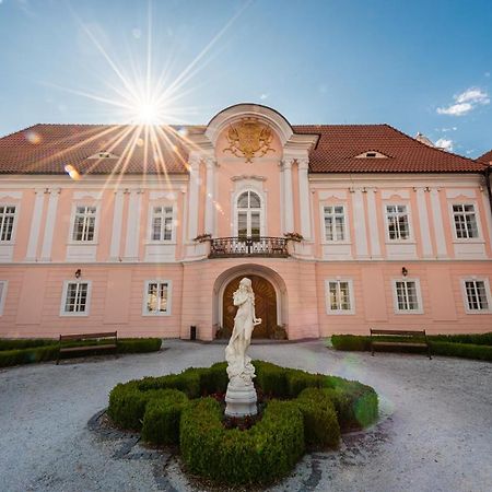 Hotel Zamek Hradek U Susice Extérieur photo