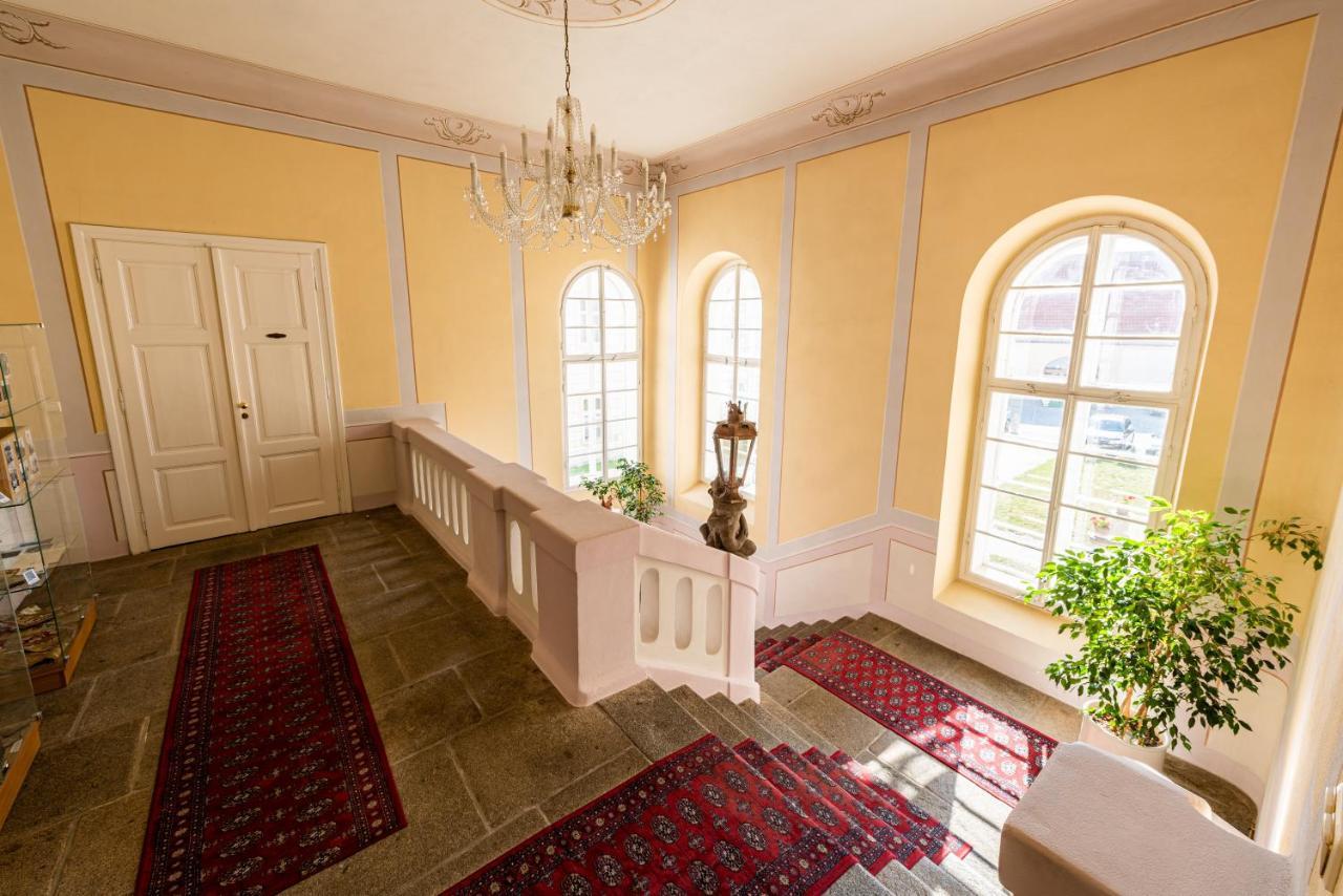 Hotel Zamek Hradek U Susice Extérieur photo