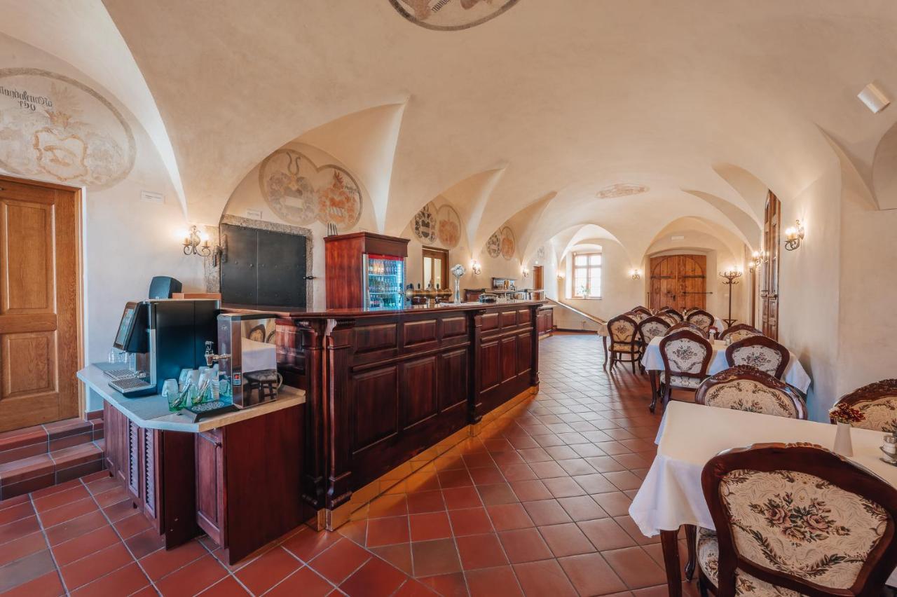 Hotel Zamek Hradek U Susice Extérieur photo