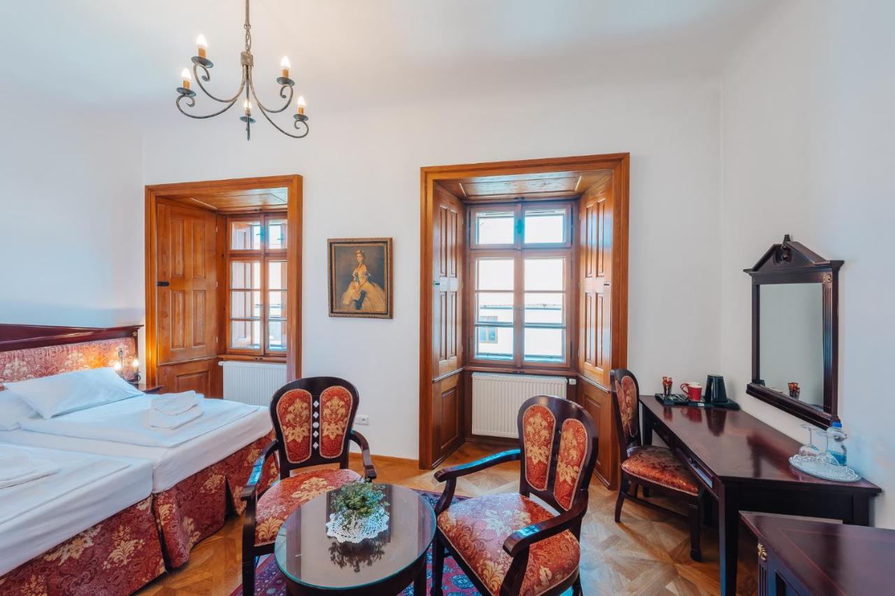 Hotel Zamek Hradek U Susice Extérieur photo