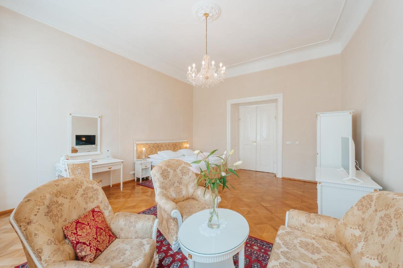 Hotel Zamek Hradek U Susice Extérieur photo
