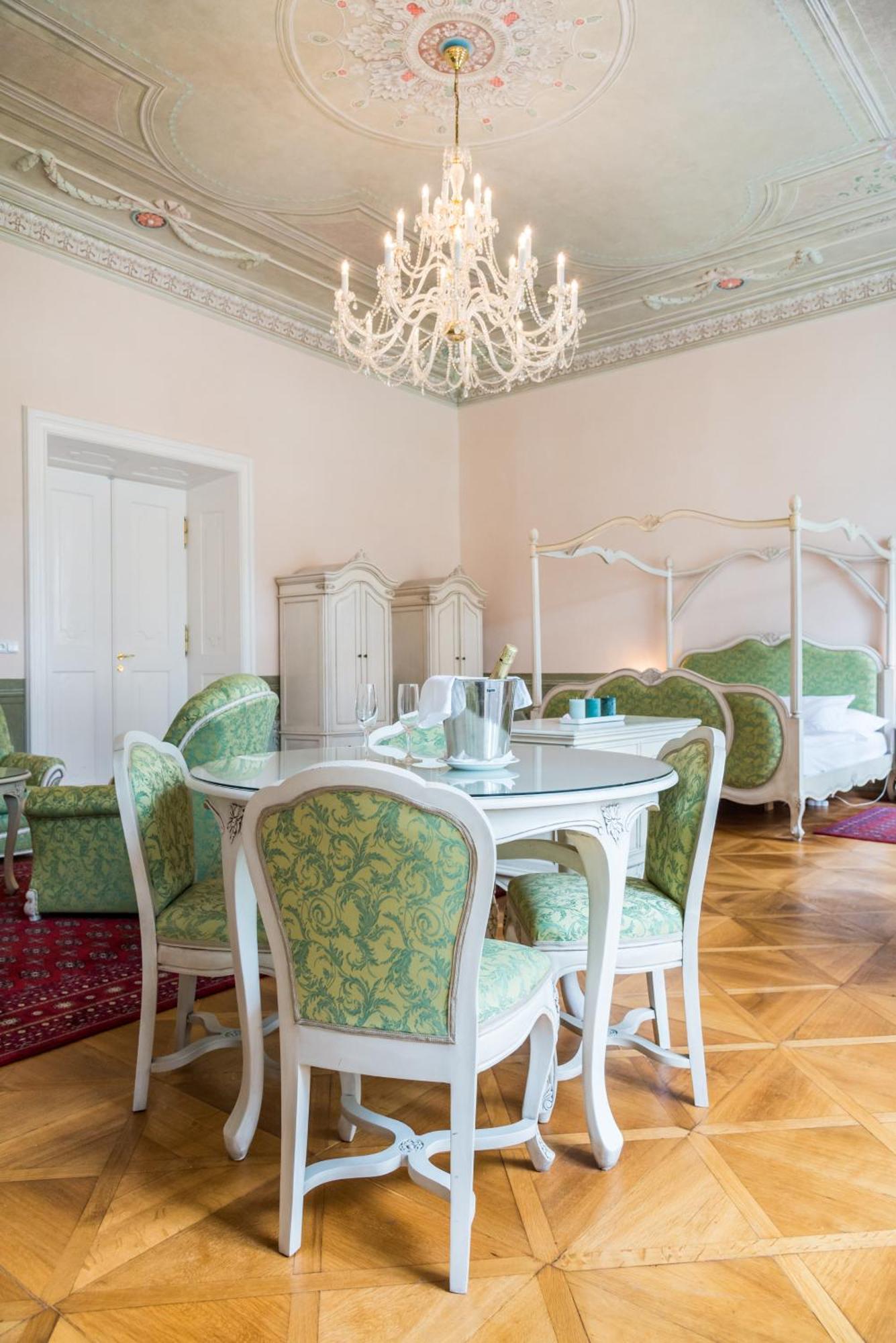 Hotel Zamek Hradek U Susice Chambre photo
